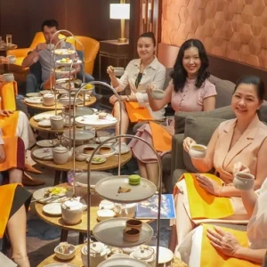 Học thưởng thức tiệc trà chiều Afternoon tea cùng K Dining Etiquette
